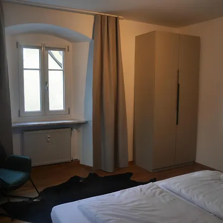Naznhaus Apartmán *