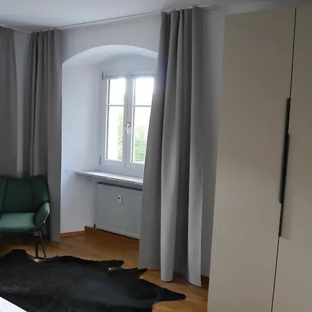 Naznhaus